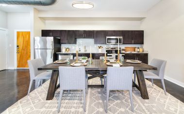 Dining area at MAA Stratford luxury apartment homes in Atlanta, GA
