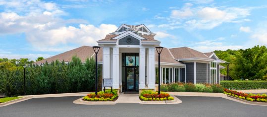 Activity Center at MAA Denton Pointe luxury apartment homes in Kansas City, MO