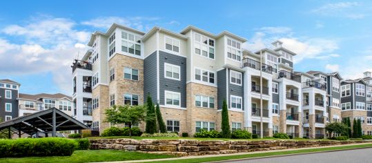 Exterior at MAA Denton Pointe luxury apartment homes in Kansas City, MO