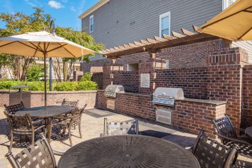 Grill Area at MAA Ayrsley luxury apartment homes in Charlotte, NC