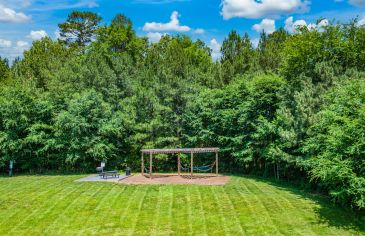 Outdoor Hammocks at MAA Patterson in Durham, NC