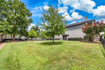 Dog park at MAA Arringdon luxury apartment homes in Morrisville, NC