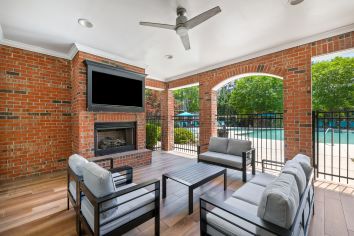 Grilling area at MAA Providence luxury apartment homes in Raleigh, NC