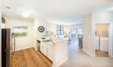 Kitchen at MAA Commerce Park luxury apartment homes in Charleston, SC