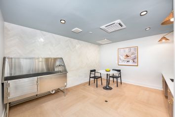 Dog wash at MAA Runaway Bay luxury apartment homes in Mt. Pleasant, SC