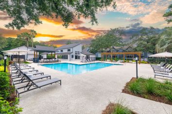 Pool at MAA Runaway Bay luxury apartment homes in Mt. Pleasant, SC