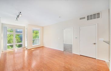 Living Room at MAA Midtown Square in Houston, TX