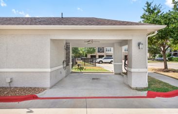 Car wash at MAA Vintage Park luxury apartment homes in Houston, TX