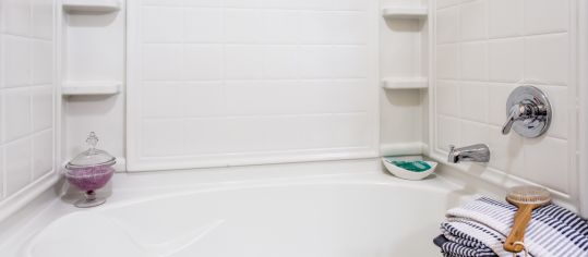 Jetted Tub at Retreat at West Creek luxury apartment homes in Richmond, VA