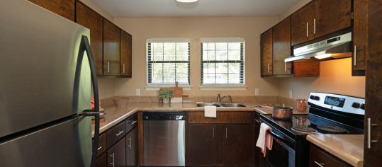 Kitchen at Windridge luxury apartment homes in Chattanooga, TN