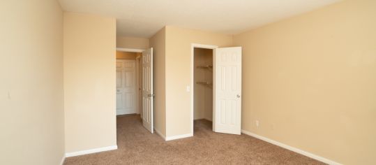 Bedroom at Windridge luxury apartment homes in Chattanooga, TN