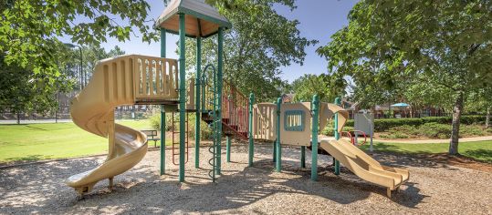 Playground at Colonial Grand at Riverchase Trails luxury apartment homes in Birmingham, AL
