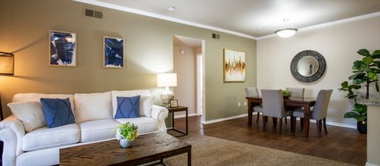 Living room at MAA City Gate luxury apartment homes in Phoenix, AZ