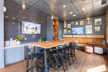 Clubhouse at MAA Val Vista luxury apartment homes in Phoenix, AZ