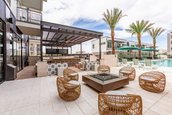 Pool lounge at MAA Val Vista luxury apartment homes in Phoenix, AZ