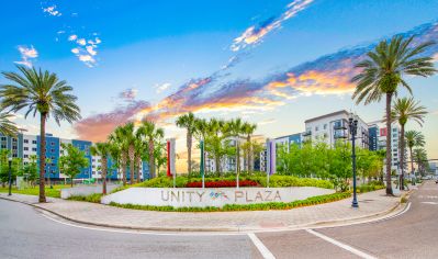 Plaza at 220 Riverside luxury apartment homes in Jacksonville, FL