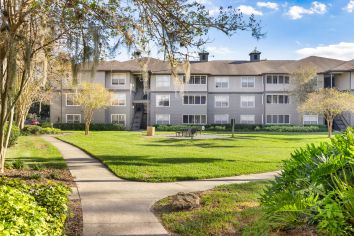 Building at MAA Belmont luxury apartment homes in Jacksonville, FL