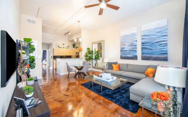 Living area at MAA Baldwin Park luxury apartment homes in Orlando, FL