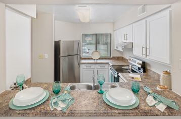 Kitchen at MAA Belmere luxury apartment homes in Tampa, FL