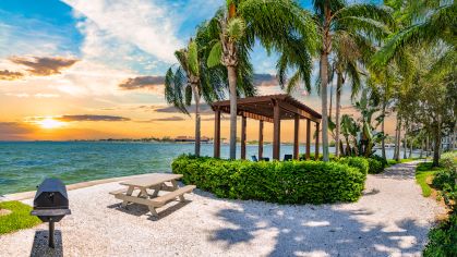 Bay View at MAA Bay View luxury apartment homes in Tampa, FL