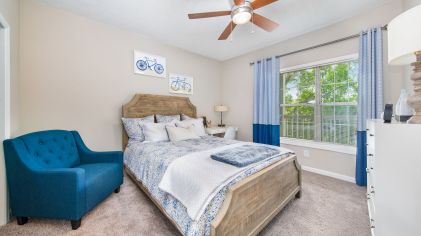 Bedroom at MAA Dunwoody in Atlanta, GA