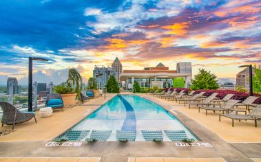 Rooftop pool with sun shelf at MAA Midtown luxury apartment homes in Atlanta, GA 