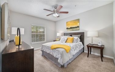 Bedroom at MAA Milstead in Atlanta, GA