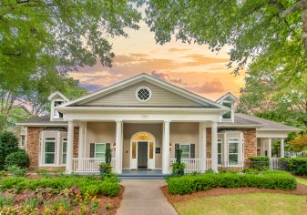 Leasing center at MAA Mount Vernon luxury apartment homes in Atlanta, GA