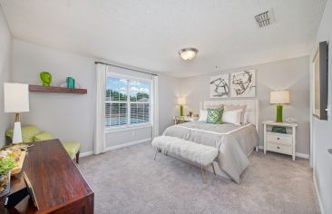 Bedroom at MAA Oglethorpe in Atlanta, GA