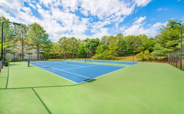 Tennis courts at MAA Prescott luxury apartment homes in Atlanta, GA