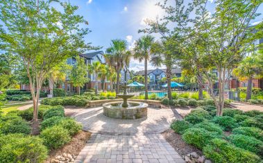 Fountain at Colonial Grand at Godley Lake luxury apartment homes in Savannah, GA