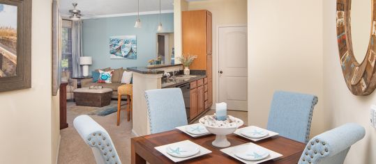 Dining Room at Colonial Grand at Godley Lake luxury apartment homes in Savannah, GA