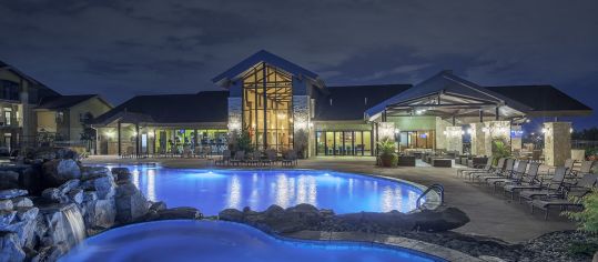 Pool at Ranch at Prairie Trace luxury apartment homes in Overland Park Kansas City, KS