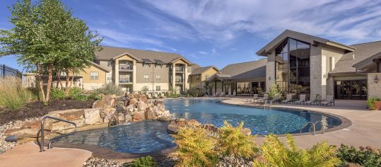 Pool at Ranch at Prairie Trace luxury apartment homes in Overland Park Kansas City, KS