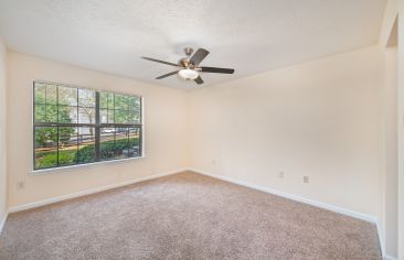 Bedroom at MAA Lakepointe luxury apartment homes in Lexington, KY