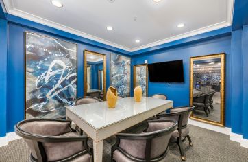 Business center at MAA Denton Pointe luxury apartment homes in Kansas City, MO