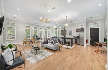 Clubhouse at MAA Huntersville luxury apartment homes in Charlotte, NC