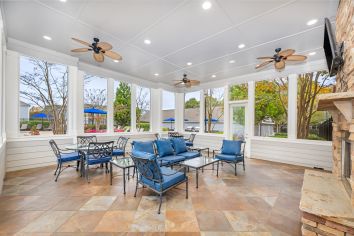 Lanai at MAA Huntersville luxury apartment homes in Charlotte, NC