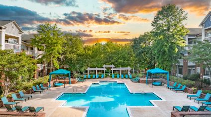Pool at MAA Research park luxury apartment homes in Durham, NC