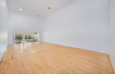 Racquetball Court at MAA 900 Waterford in Raleigh, NC