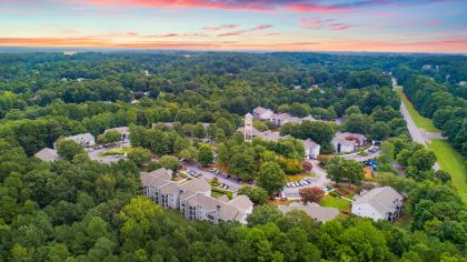 Beautiful grounds at MAA Hermitage luxury apartment homes in Raleigh-Cary, NC