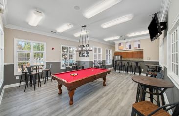 Lounge at MAA Preserve in Raleigh, NC