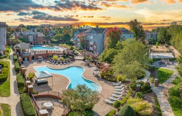 Pool at MAA Preserve in Raleigh, NC
