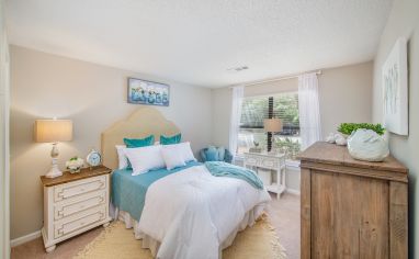 Bedroom at MAA Runaway Bay in Charleston, SC