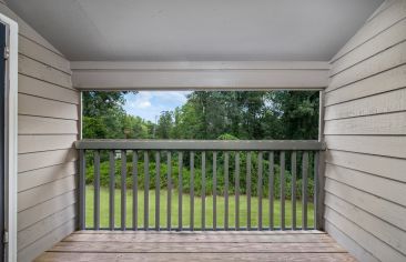 Balcony at MAA Highland Ridge luxury apartment homes in Taylors, SC