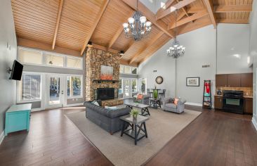Clubhouse at MAA Park Place luxury apartment homes in Spartanburg, SC