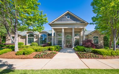 Leasing Center Exterior at MAA Point Place in Greenville, SC