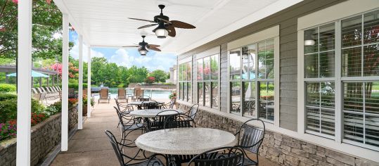 Café O'Lake Patio at Reserve at Dexter Lake luxury apartment homes in Memphis, TN