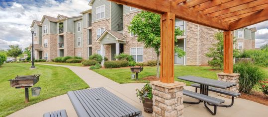 Patio 4 at MAA Indian Lake Village luxury apartment homes in Hendersonville, TN