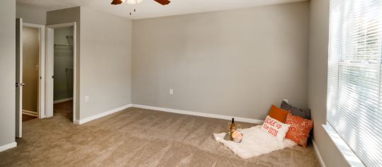 Bedroom at MAA Murfreesboro luxury apartment homes in Nashville, TN